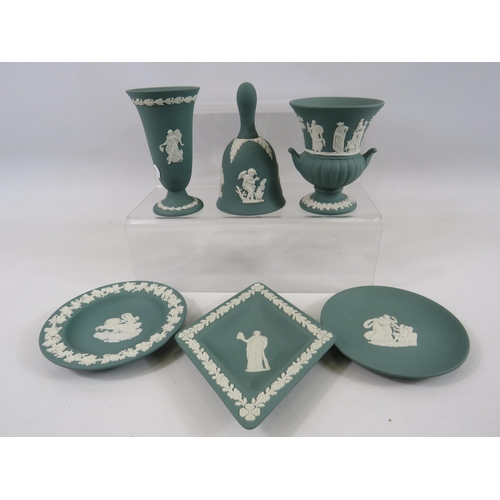 503 - 6 Pieces of teal Wedgwood Jasperware.