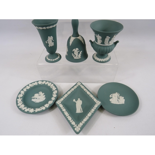 503 - 6 Pieces of teal Wedgwood Jasperware.