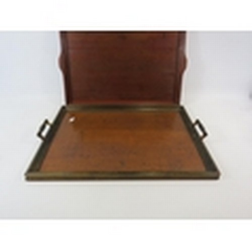 677 - 2 vintage wooden serving trays and a retro table cloth. PA1255