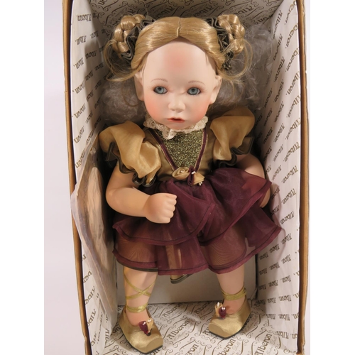 807 - Boxed Alberon Doll limited Edition 312/2500  'Jodie' Sitting down doll with original box.   See phot... 