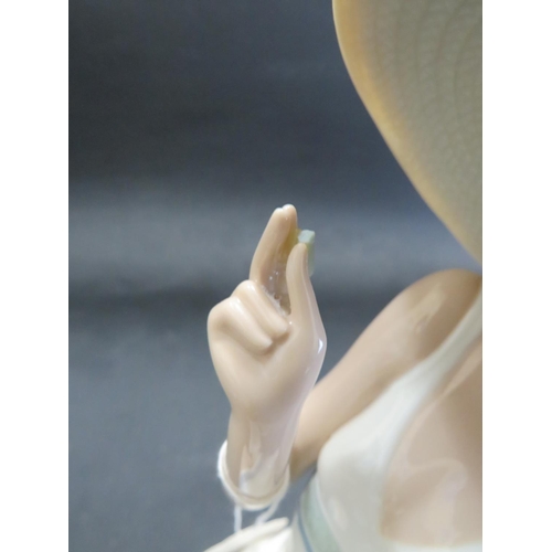 13 - Large Nao Figurine by Lladro 'Penfrend' 1229  issued 1996 by Joan Coderch.  Measures 12 inches tall.... 