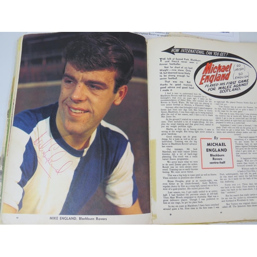 70 - Vintage Good Times Football book plus an interesting scrapbook of football related items. Many autog... 