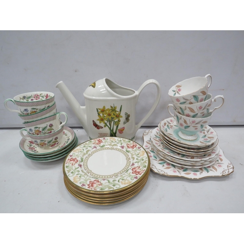 829 - Mixed ceramics lot including Minton Haddon hall, Royal Doulton etc.