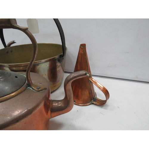 842 - Brass Jam pan, 4 copper kettles and a large copper snuffer.