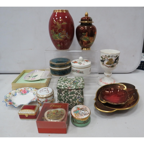 887 - Mixed ceramics lot to include Royal Doulton, Carltonware, Wedgwood etc.