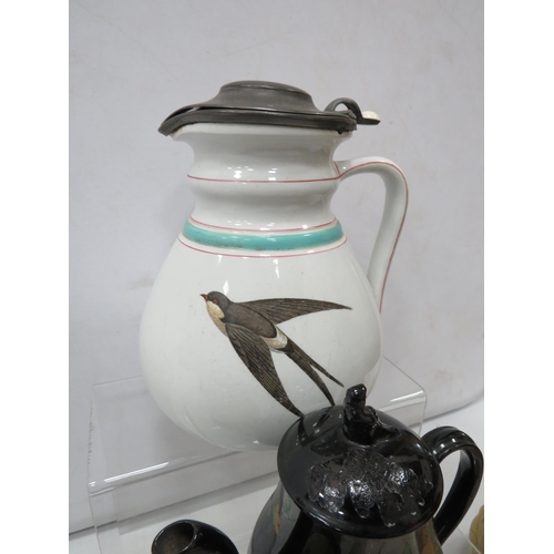 889 - Vintage / Antique jugs and teapots.