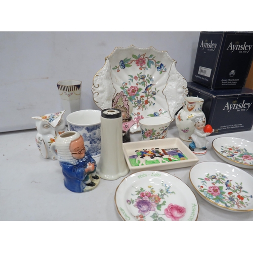 891 - Mixed ceramics including Royal Worcester, Aynsley, Noritake etc.