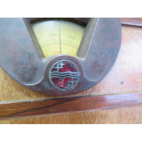 906 - Vintage wooden radio plus a vintage radio alarm clock (Working condition unknown).