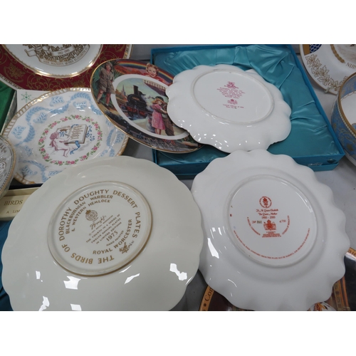 951 - Large selection of limited edition collectors plates Royal Doulton, Royal Crown Derby, Spode etc.