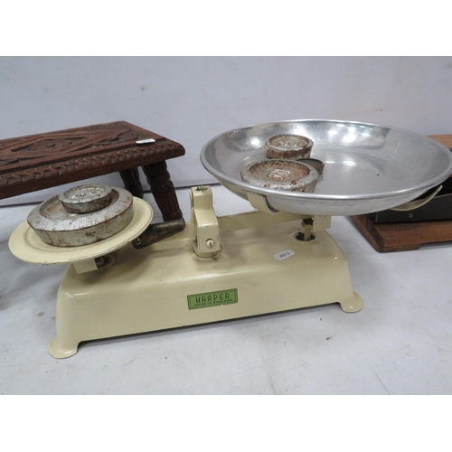 965 - Vintage wooden guillotine, set of Harper scales and a small wooden stool.