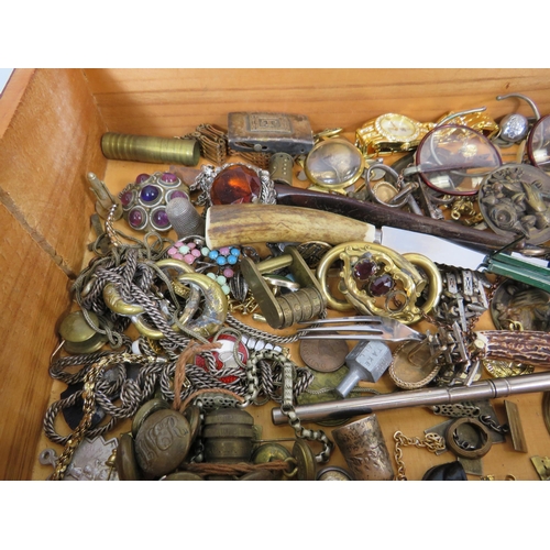 292 - Box of interesting collectables included 9ct scrap gold, rolled gold and sterling silver items.