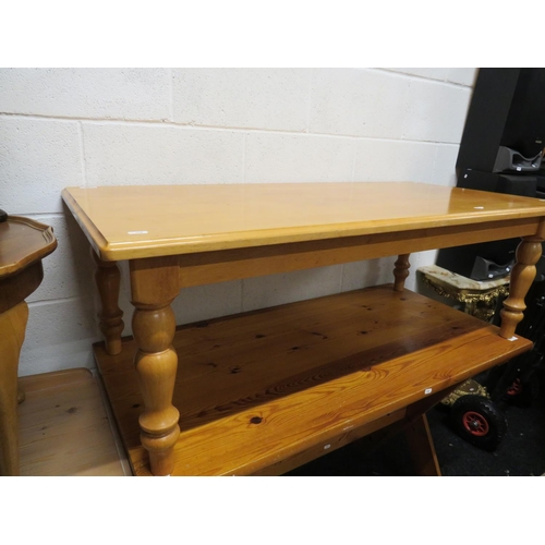 548 - Blondewood Low table with turned legs. H:17 x W:50 x D:24 inches. See photos.   S2