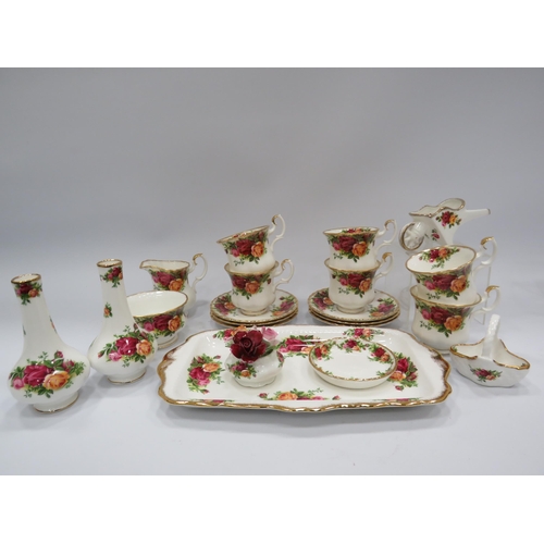 407 - Royal Albert Old Country Roses Coffee cups and saucers plus other items, 20 pieces on total.