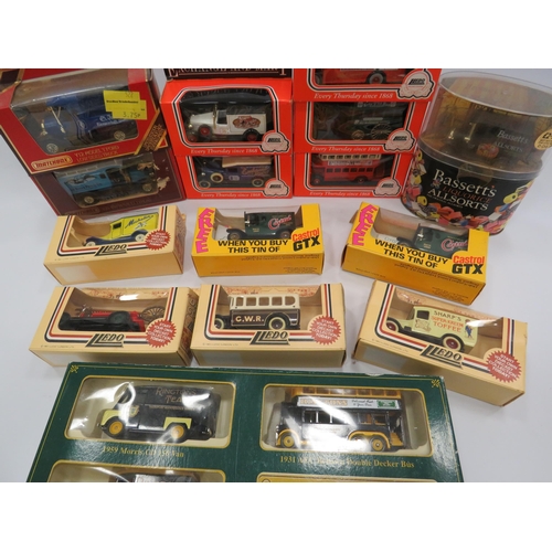 423 - Selection of boxed diecast cars, Matchbox Lledo etc.