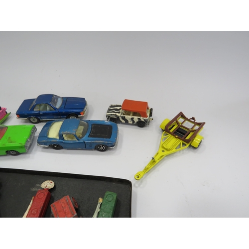 427 - Selection of vintage Dinky road signs, petrol pumps etc and a some playworn diecast vehicles.