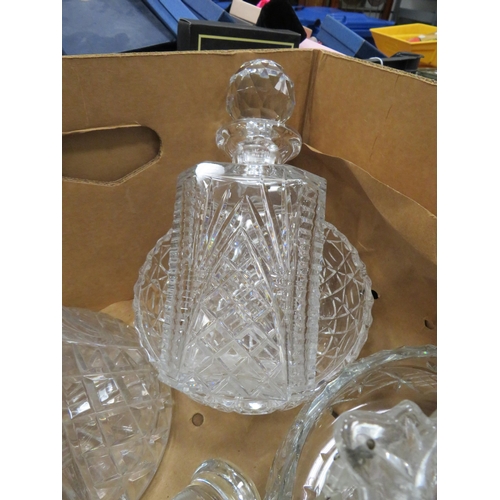 454 - Selection of good quality crystal glass including decanters, bowls, candlesticks etc.