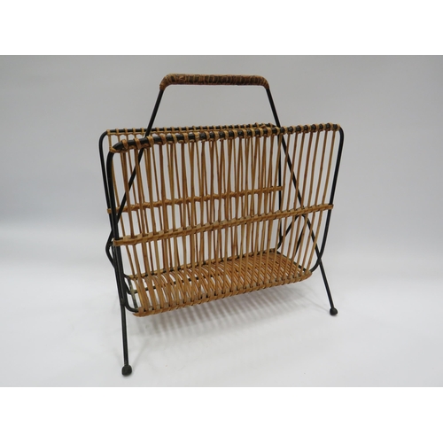 475 - Retro magazine rack.