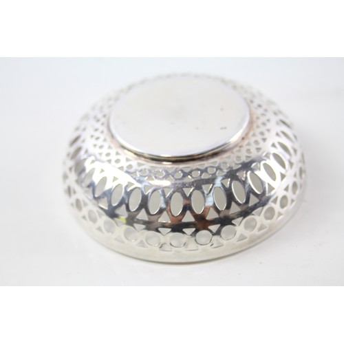 374 - Vintage Hallmarked 1936 Sheffield STERLING SILVER Bon Bon Dish 37g     2345993