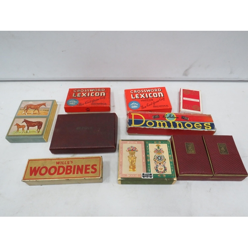 843 - Vintage playing cards and Dominoes.