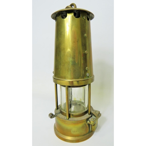 77 - Eccles Protector Lamp type 6 M & Q Miners lamp in excellent condition. Approx 10 inches tall . See p... 