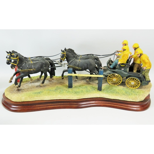 82 - Border Fine arts Model entitled 'Teamwork' by Ray Ayres. On Wooden Plinth. BO729  2001.Limited Editi... 