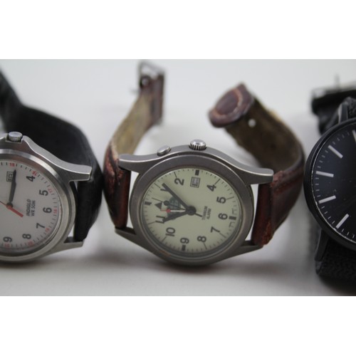 202 - Assorted Men's WRISTWATCHES Quartz WORKING Inc. TIMEX Etc. x 4  2112222