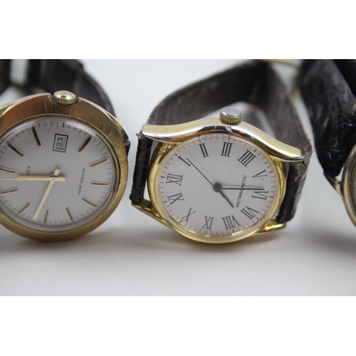 212 - Men's Vintage WRISTWATCHES Hand-wind/Automatic WORKING Inc. TIMEX Etc. x 4     2112388