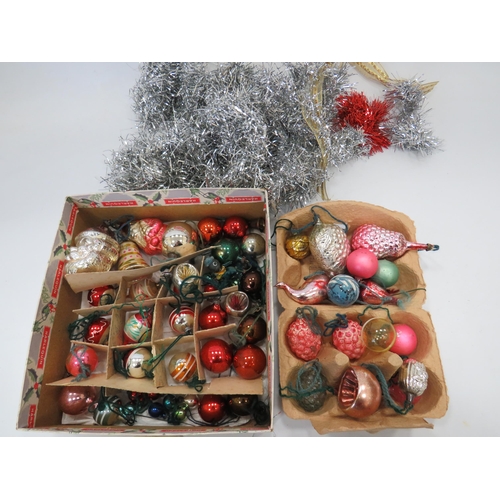 591 - Selection of Vintage Glass Christmas tree baubles. Etc. see photos.