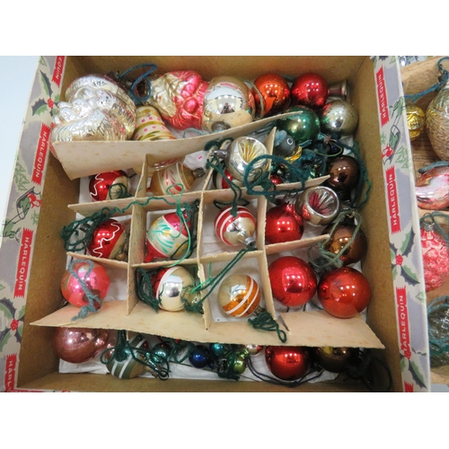 591 - Selection of Vintage Glass Christmas tree baubles. Etc. see photos.