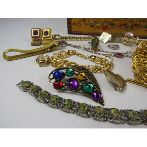 715 - costume jewellery including a sterling silver locket and a semi precious stone and pearl necklace et... 