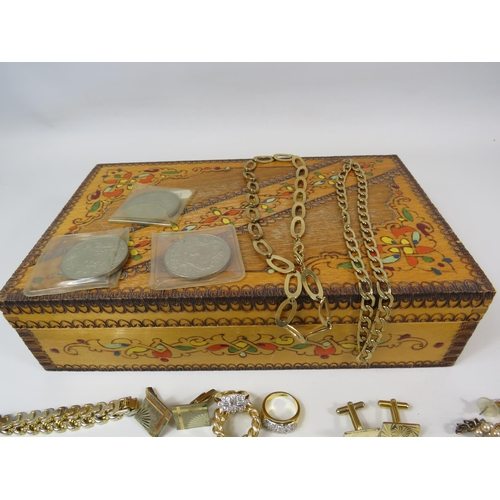 715 - costume jewellery including a sterling silver locket and a semi precious stone and pearl necklace et... 