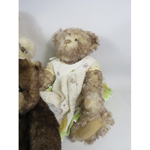 761 - Selection of various handmade teddy bears, Paula bears, Warren bears etc.