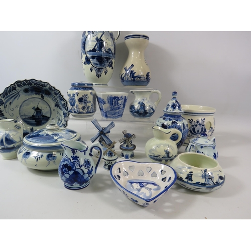 1057 - Large selection of various Delfts pottery.