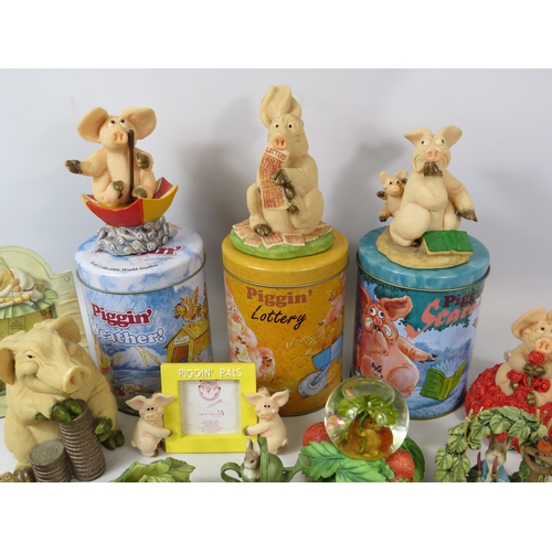 1075 - Mixed lot of Piggin figurines, Liliput Lane cottages and Beatrix Potter border fine arts figurines.