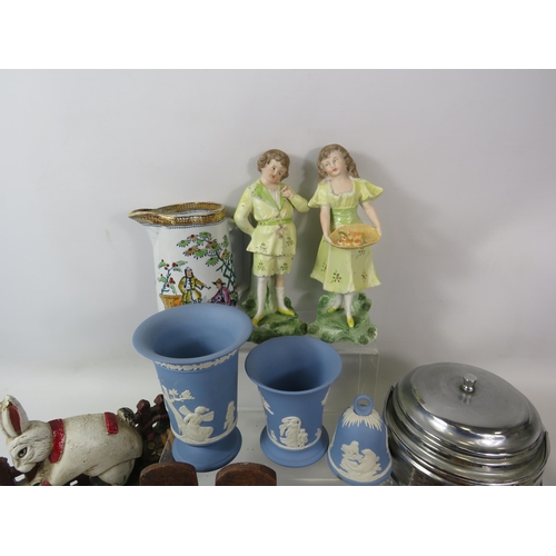 1079 - Mixed lot to include Wedgwood Jasperware, Cast iron doorstop, Vintage salts with wooden miniature ch... 