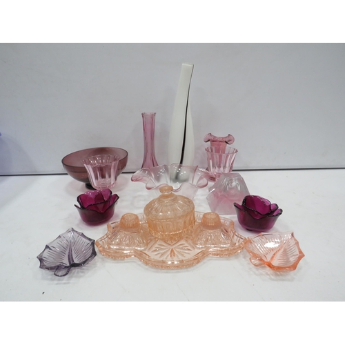 1396 - Various pink and purple art glass including a art deco dressing table set.