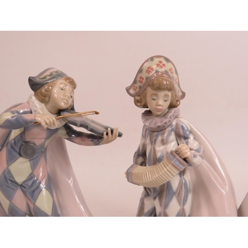 17 - 3 Lladro Harlequin musicians, all with boxes (one is missing the end of his instrument see pics)