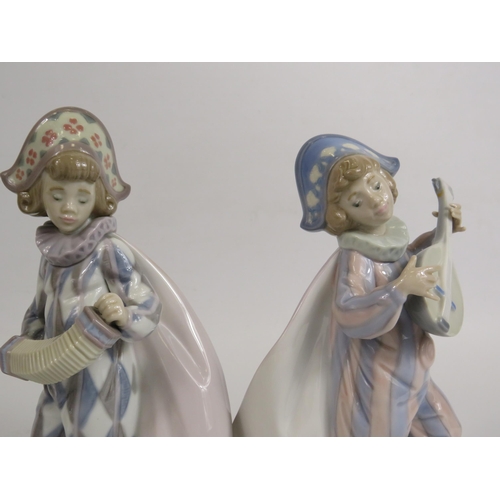 17 - 3 Lladro Harlequin musicians, all with boxes (one is missing the end of his instrument see pics)