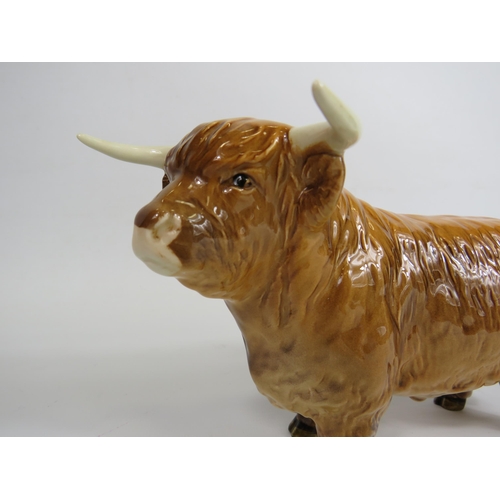 40 - Beswick Highland Cattle bull figurine, approx 11.5cm tall & 21cm long.