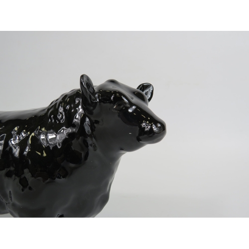 41 - Beswick Aberdeen Angus bull figurine, 11cm tall & 19.5cm long