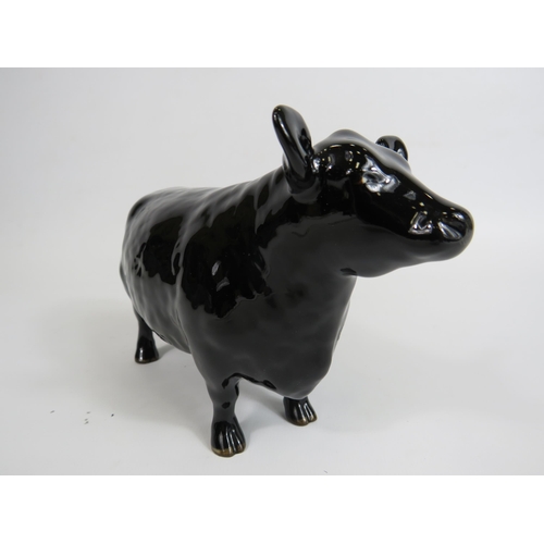 42 - Beswick Aberdeen Angus Cow figurine, 10.5cm tall & 19cm long