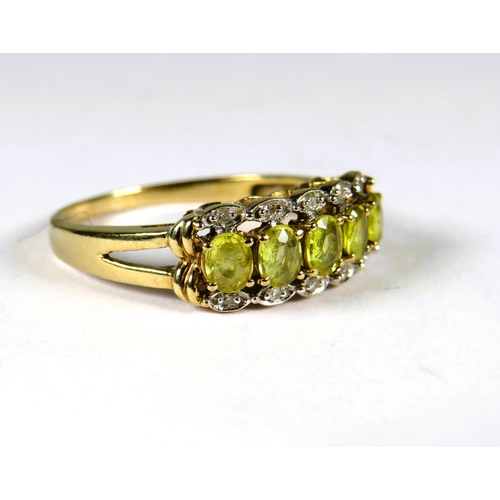 301 - 9ct Yellow Gold Ring set with five Yellow Diamond with small clear Diamonds surrounding.  Finger siz... 