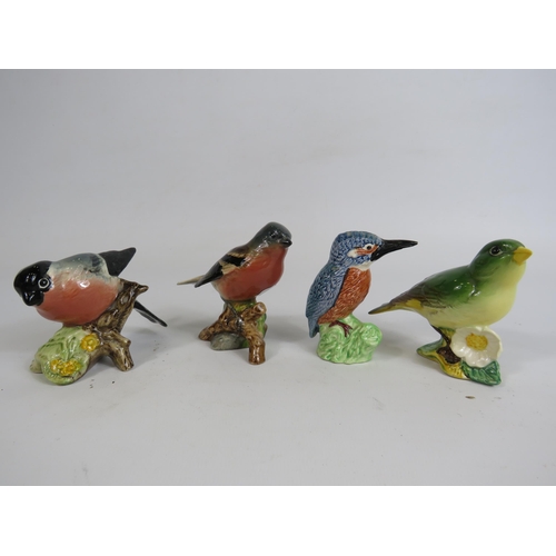 131 - 4 Beswick bird figurines, King fisher has chip to beak.