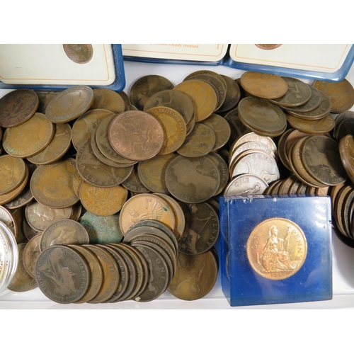 402 - 1.2 Kilos of UK & Foreign Coins. See photos.