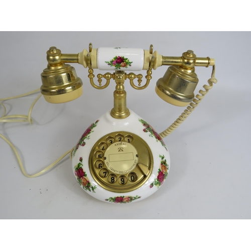 169 - Royal Albert old country roses telephone.