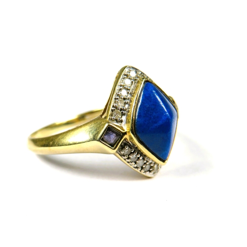 443 - 9ct Yellow Gold Ring in the Art Deco Style set with a Central lapis Lazuli with Diamonds surrounding... 