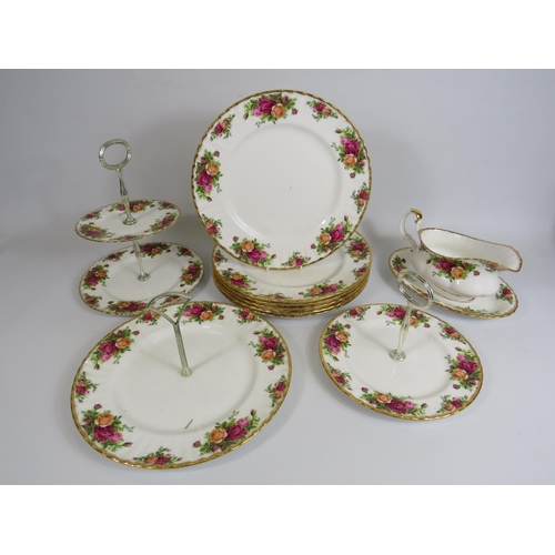 612 - Selection of Royal Albert old country roses to include 6 dinner plates, 3 cake plates and a gravy ju... 