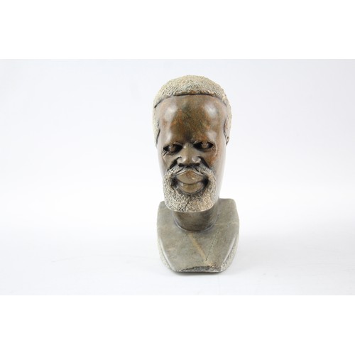 560 - Hand Carved Soap Stone African Zimbabwe Male Bust      681696