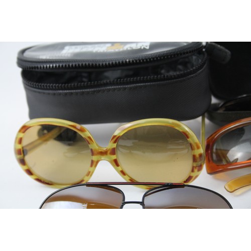 566 - Sunglasses Vintage Glasses Assorted Inc Oversized, Mid Century, Cases, Retro Lot      681646