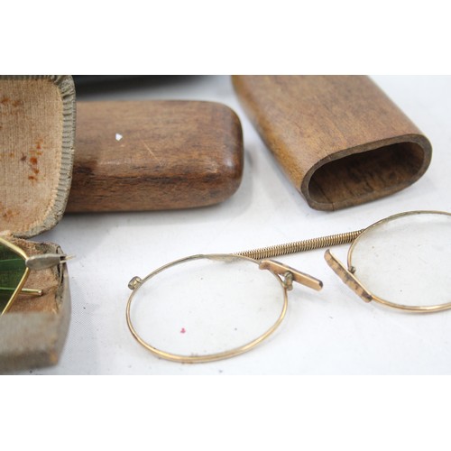 567 - Spectacles Antique Glasses Eyewear Assorted Inc Pince Nez, Plated, Cases Joblot      681642